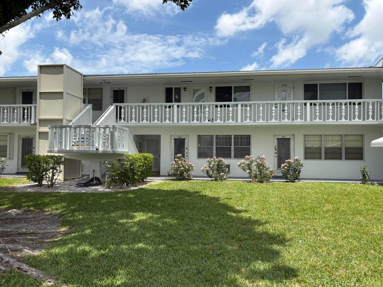 175 Bedford - Photo 1