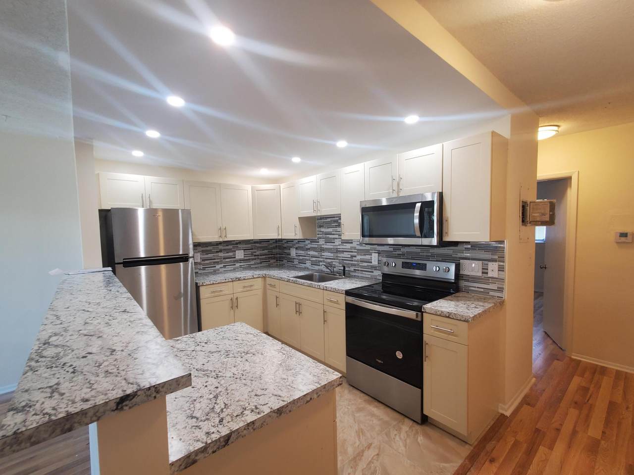 5203 24th Terrace - Photo 1