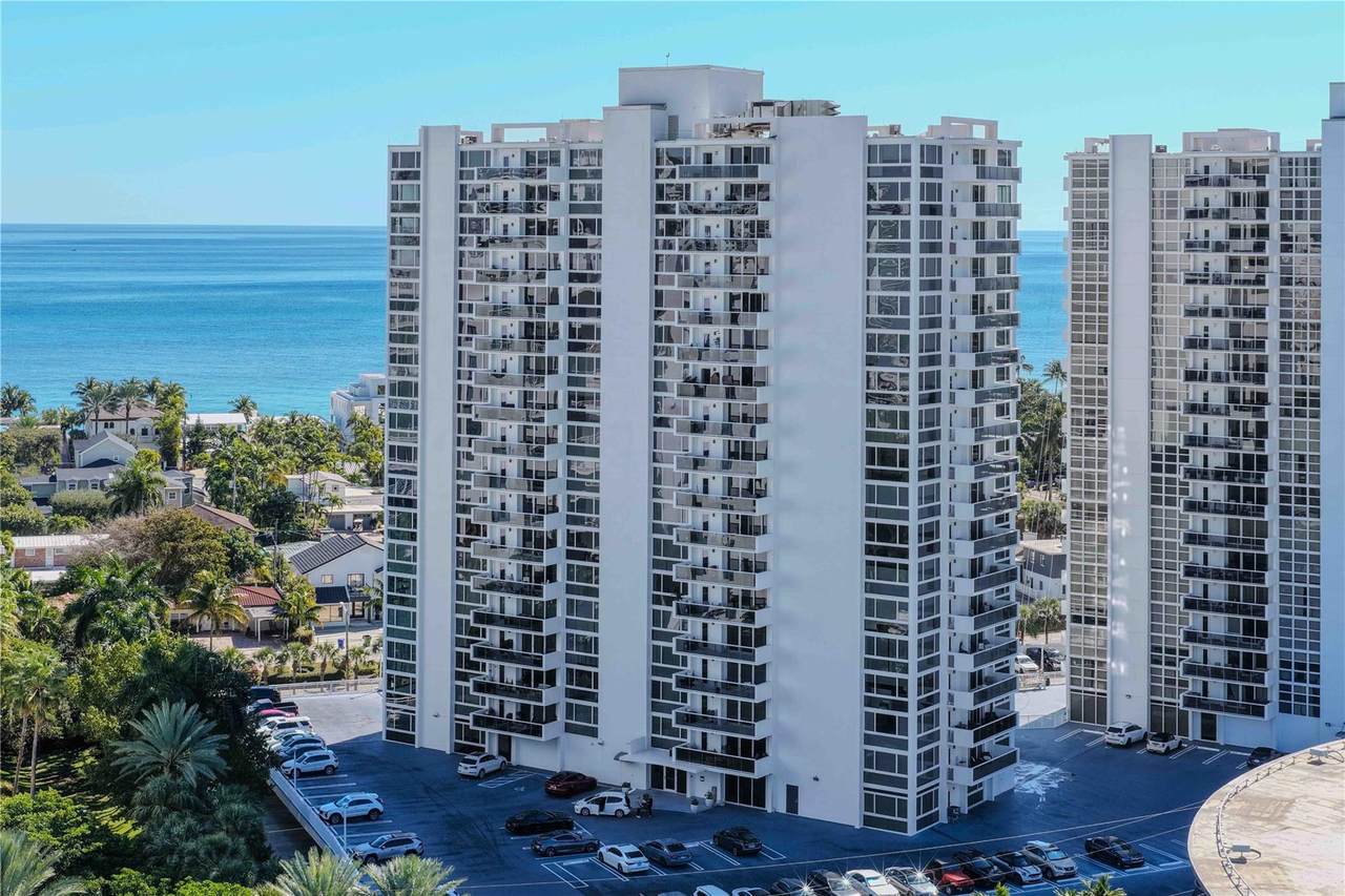 2715 Ocean Boulevard - Photo 1