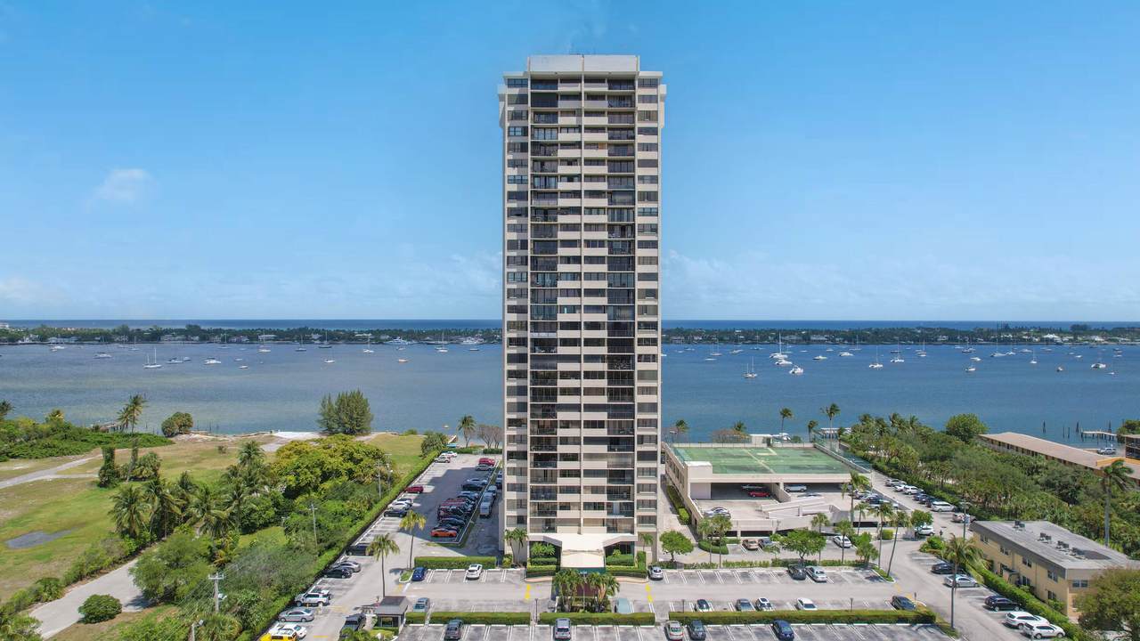 5600 Flagler Drive - Photo 1