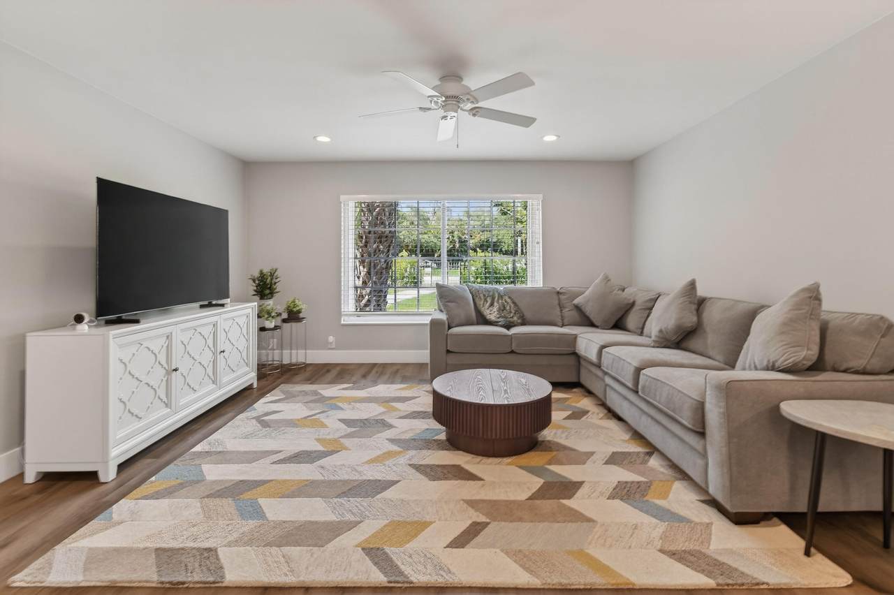 11521 Landing Place - Photo 1