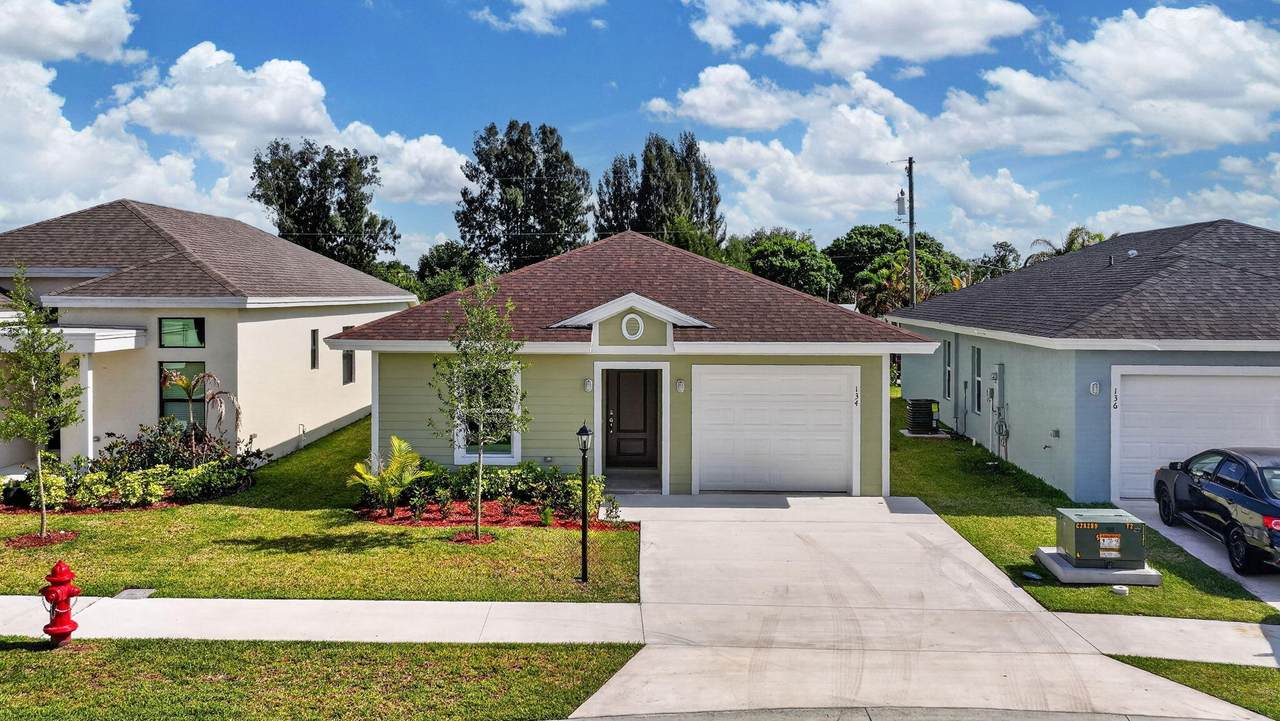 134 Seminole Crossing Court - Photo 1