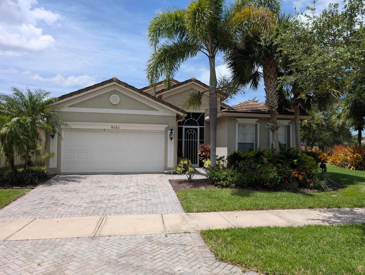 9543 Belmere Drive - Photo 1