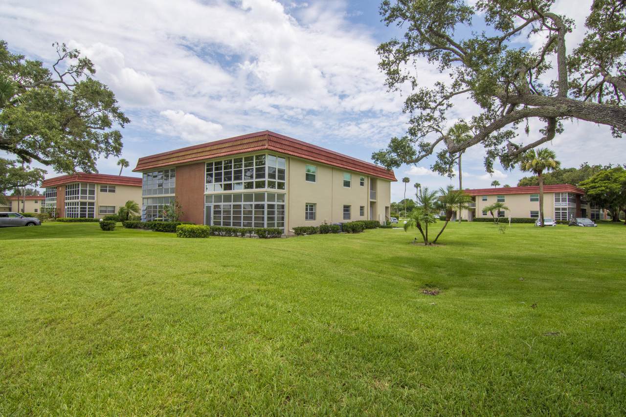 61 Woodland Drive - Photo 1