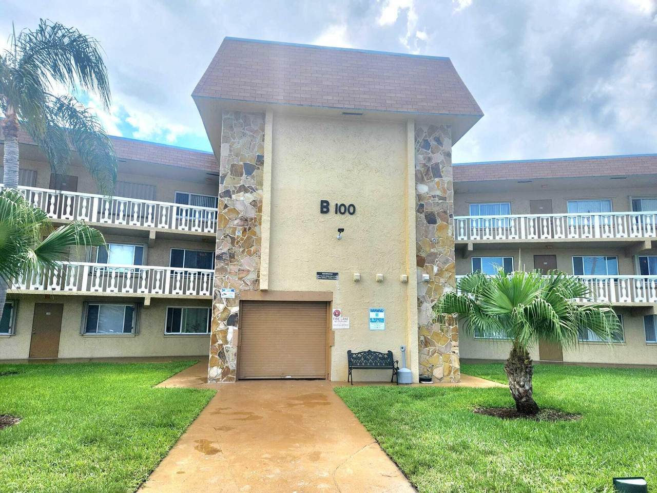 100 Village Green Circle - Photo 1