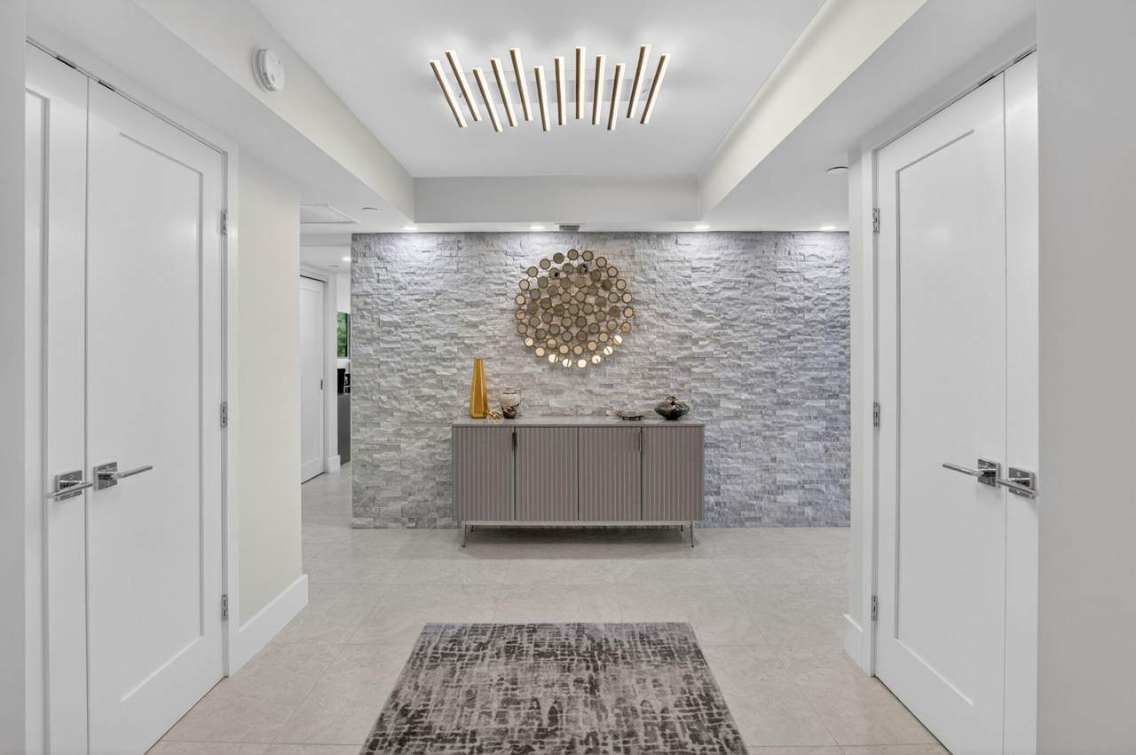 7768 Lakeside Boulevard - Photo 1