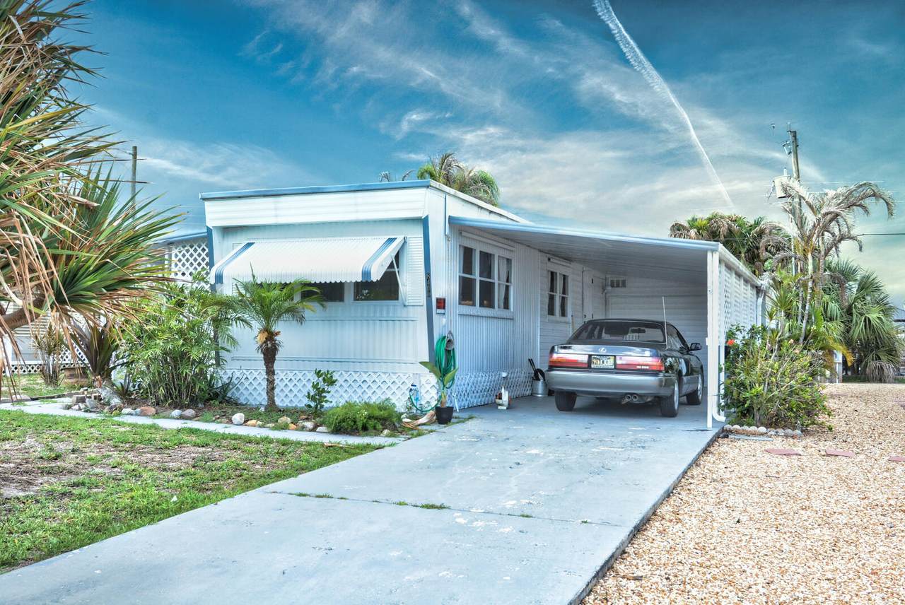 8400 Eagle Avenue - Photo 1