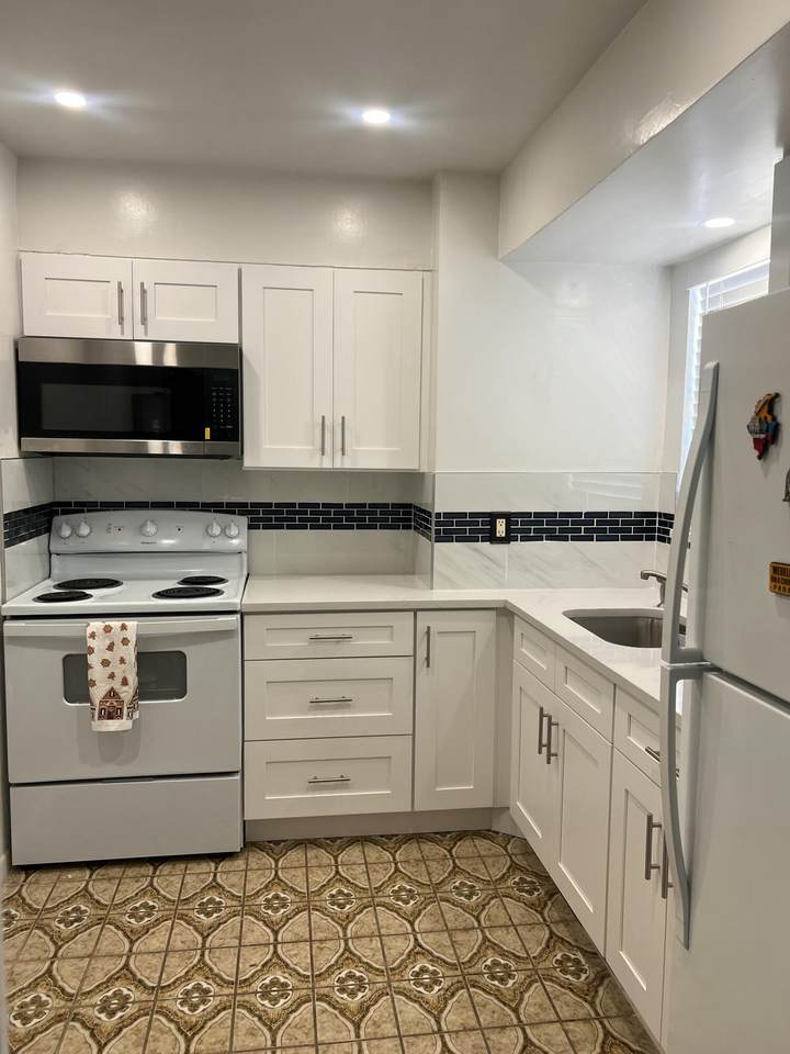 719 Lori Drive - Photo 1