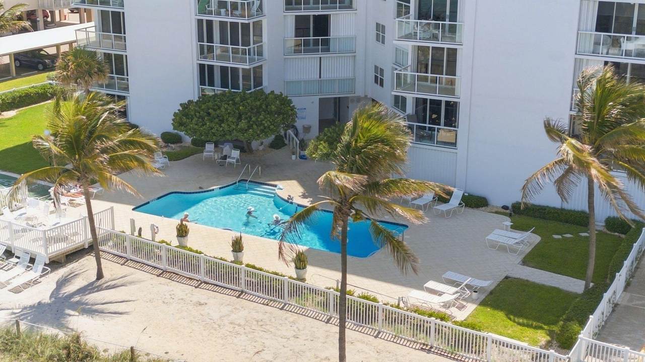 https://bt-photos.global.ssl.fastly.net/beaches/1280_boomver_1_B26032889-2.jpg