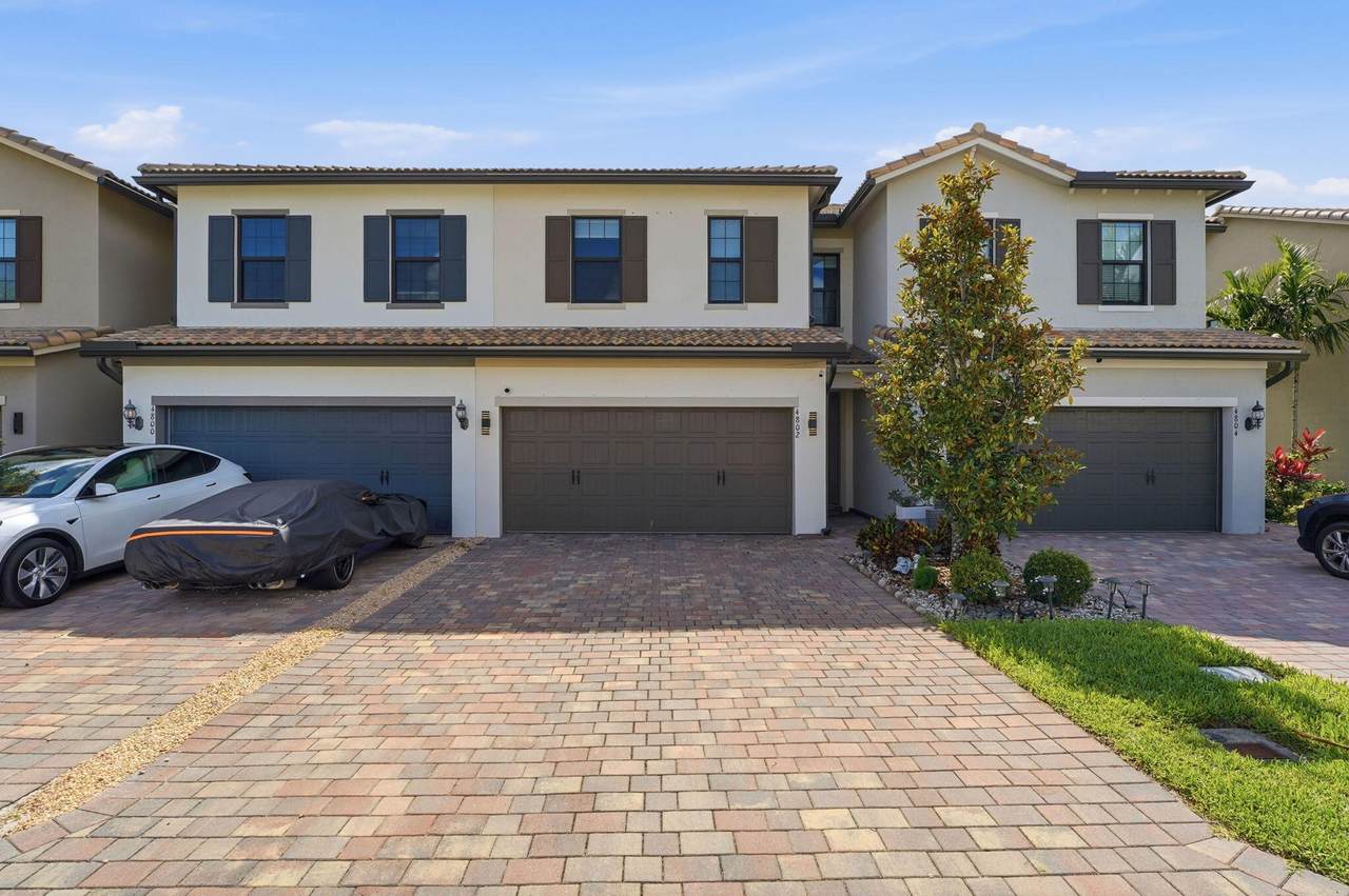4802 Blistering Way - Photo 1