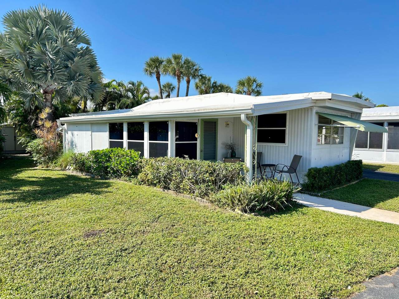 425 Bougainvilla Drive - Photo 1