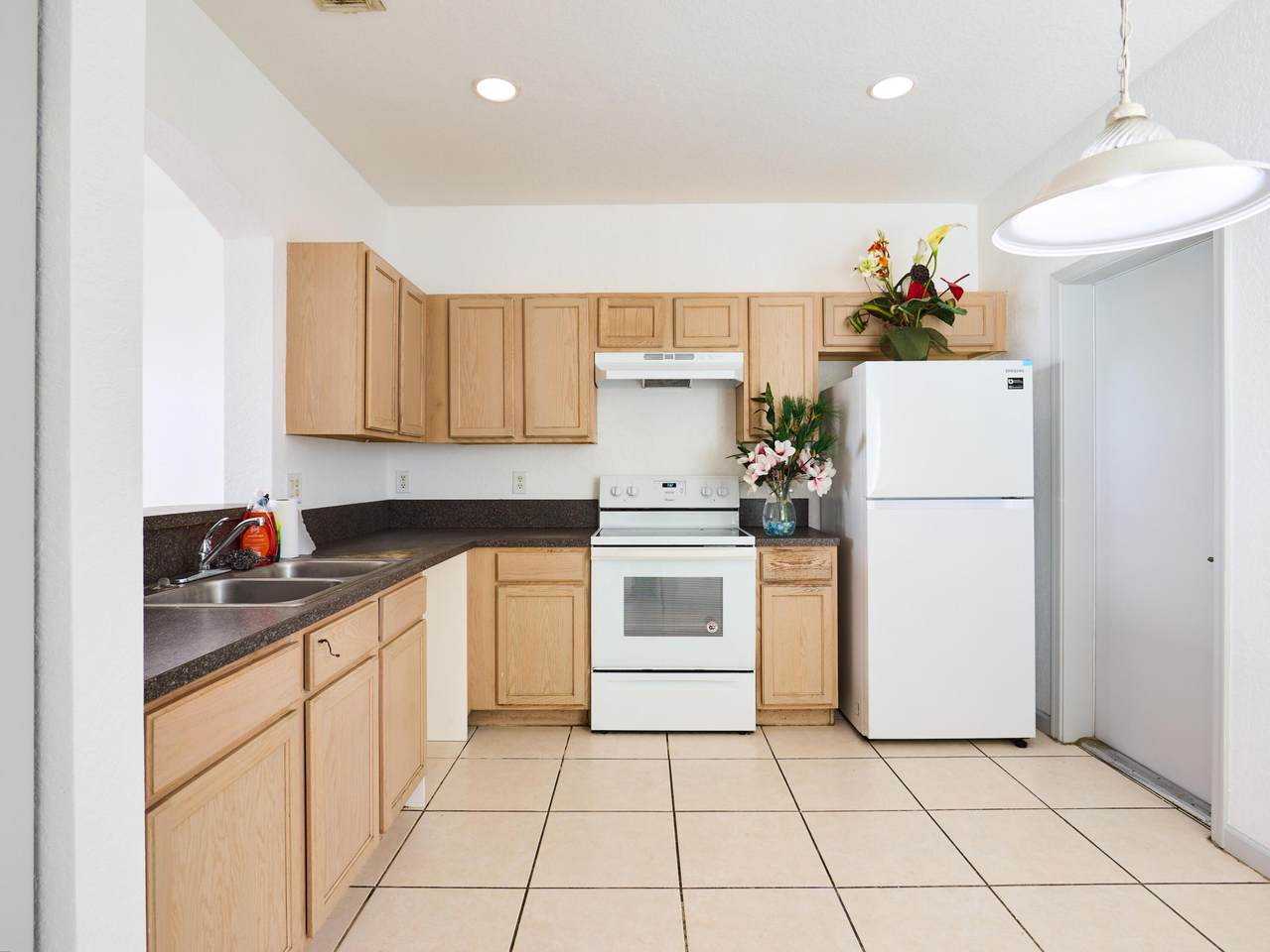 2052 Oakhurst Way - Photo 1