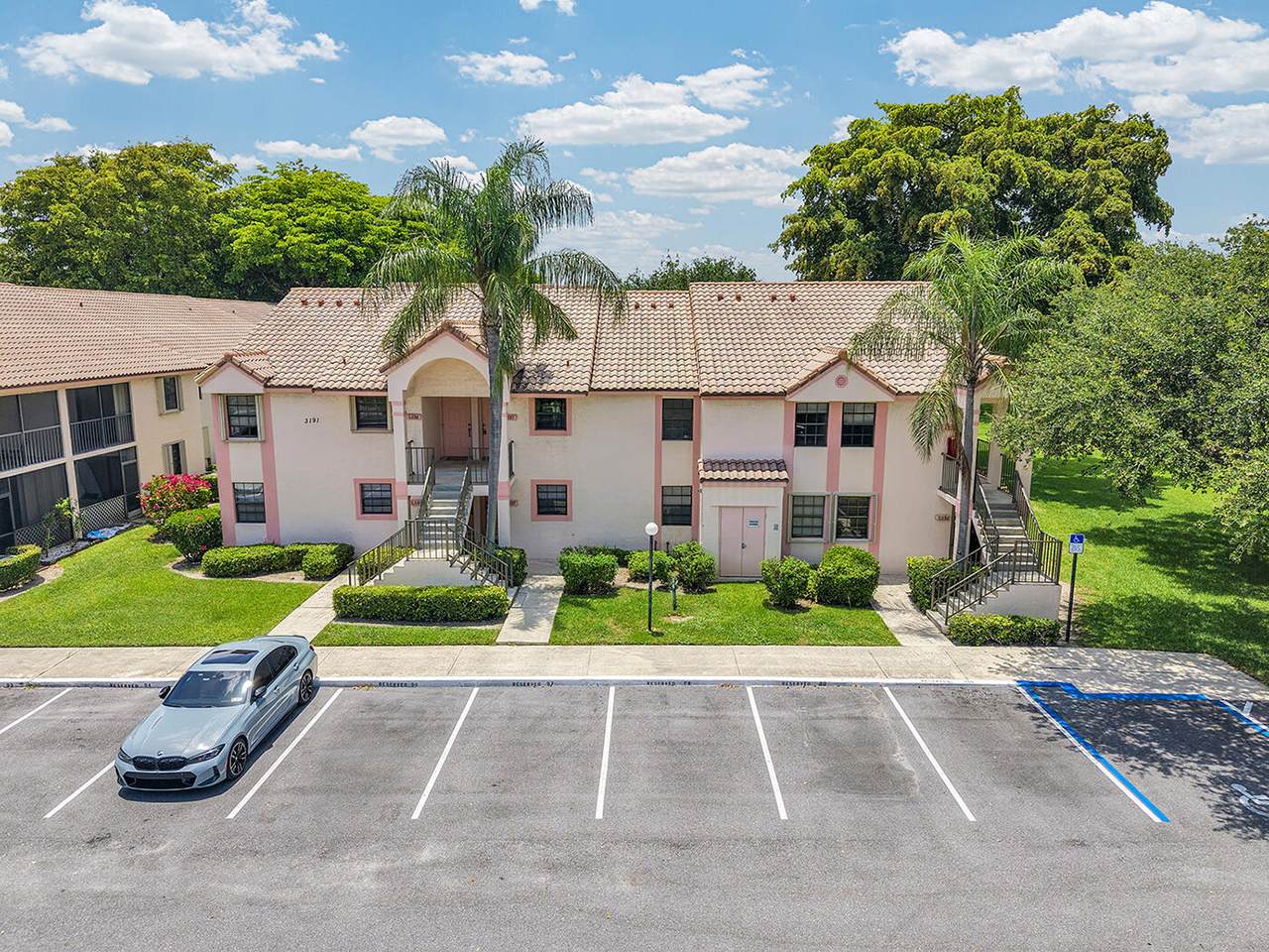 3191 Leewood Terrace - Photo 1