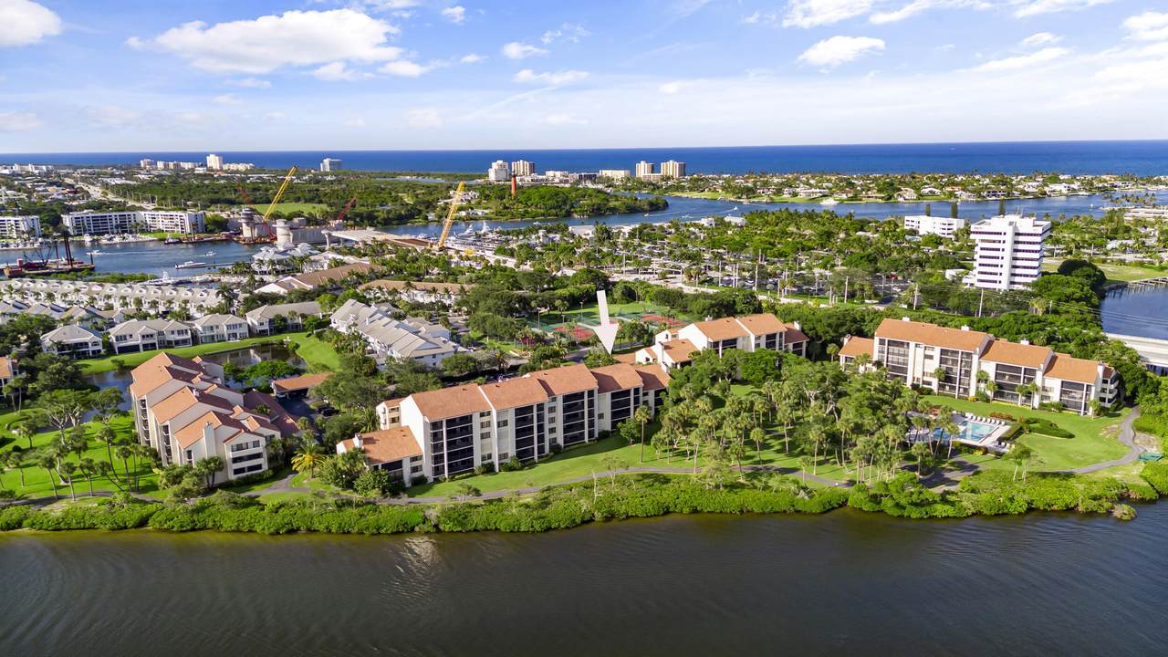 https://bt-photos.global.ssl.fastly.net/beaches/1280_boomver_2_B26036172-2.jpg