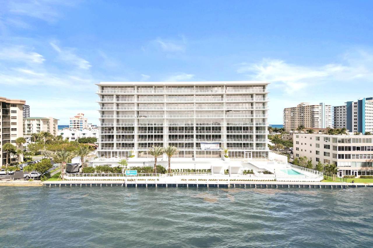407 Riverside Drive - Photo 1