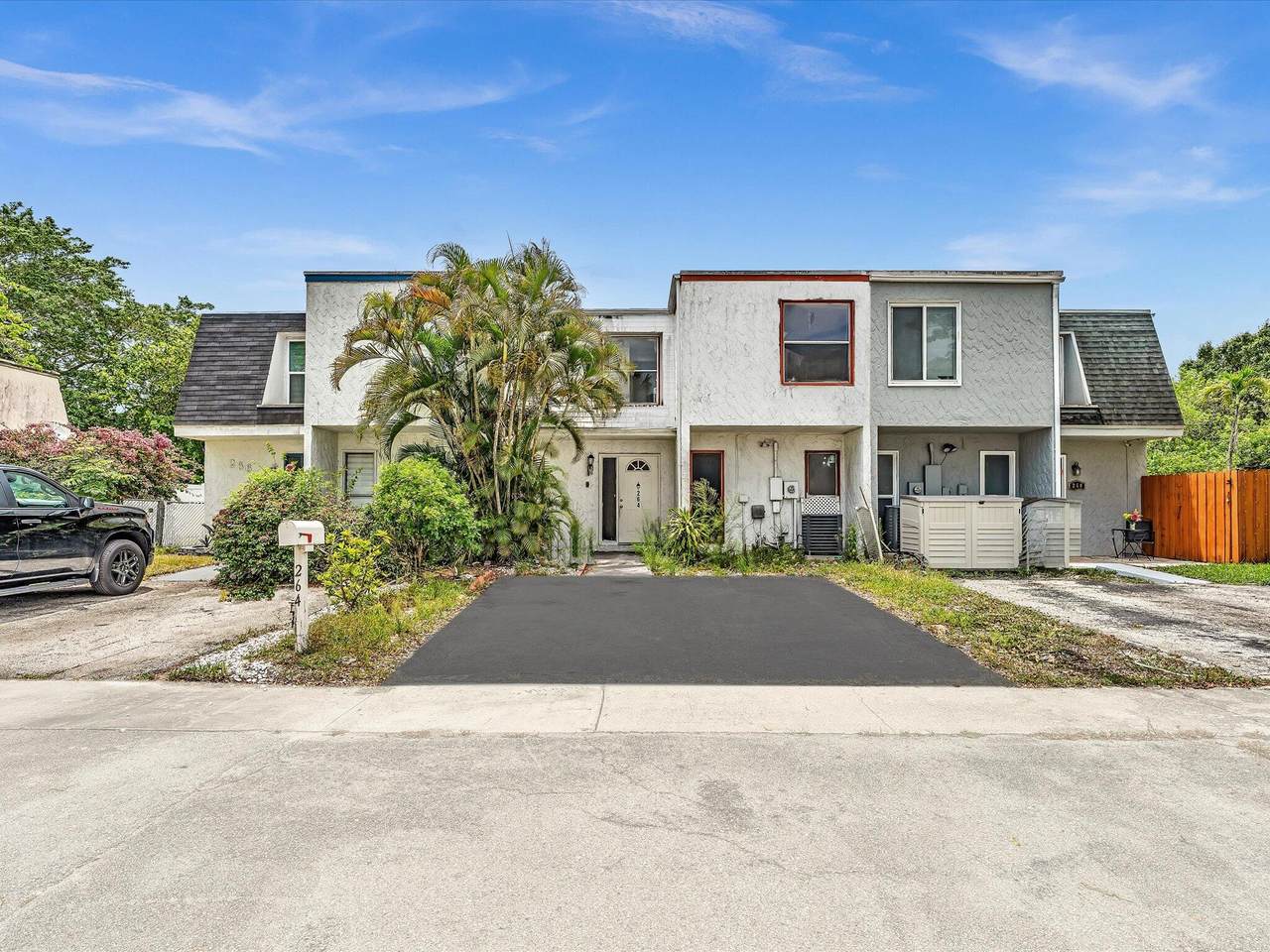 264 Sunshine Drive - Photo 1