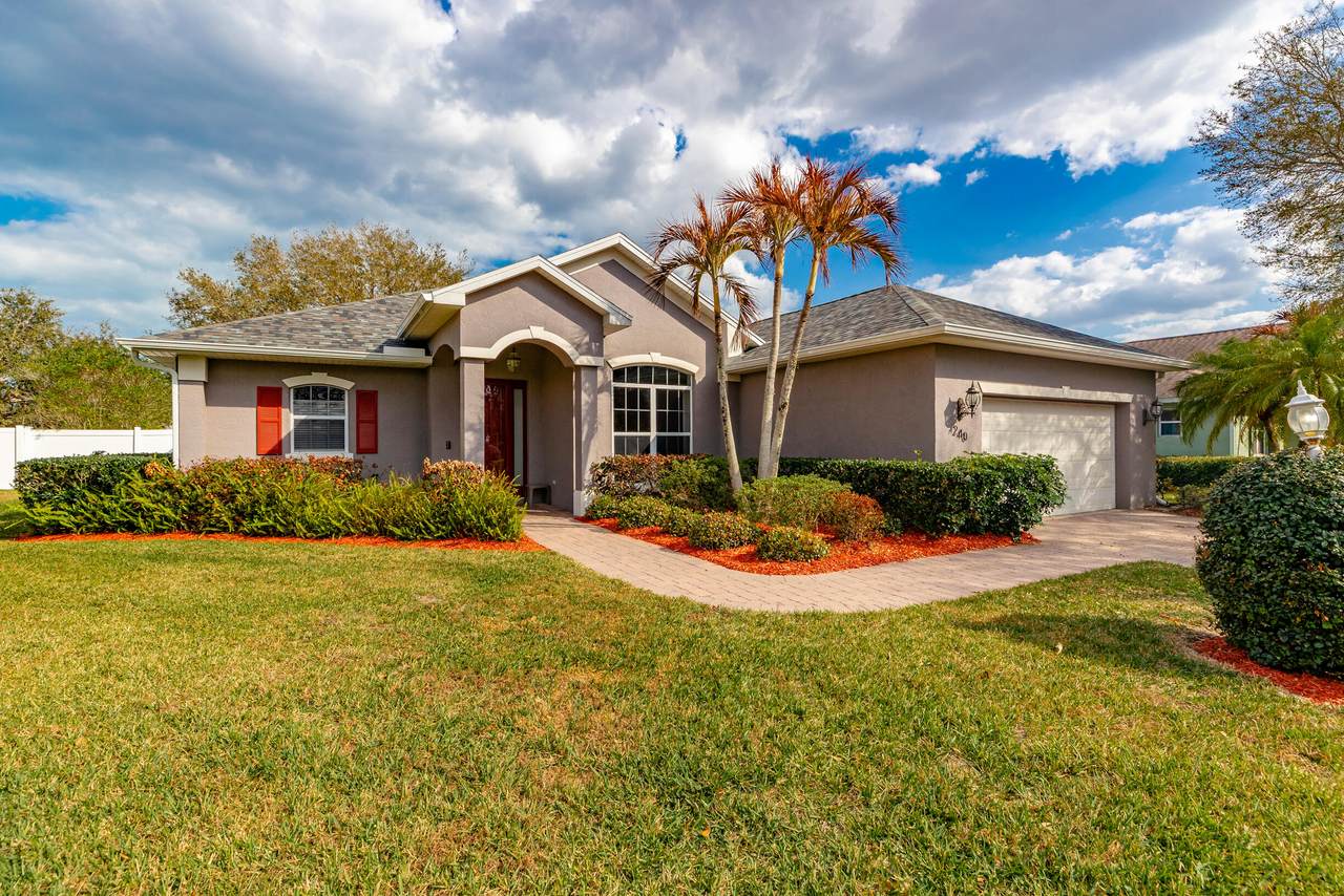 240 Champagne Ct Court - Photo 1
