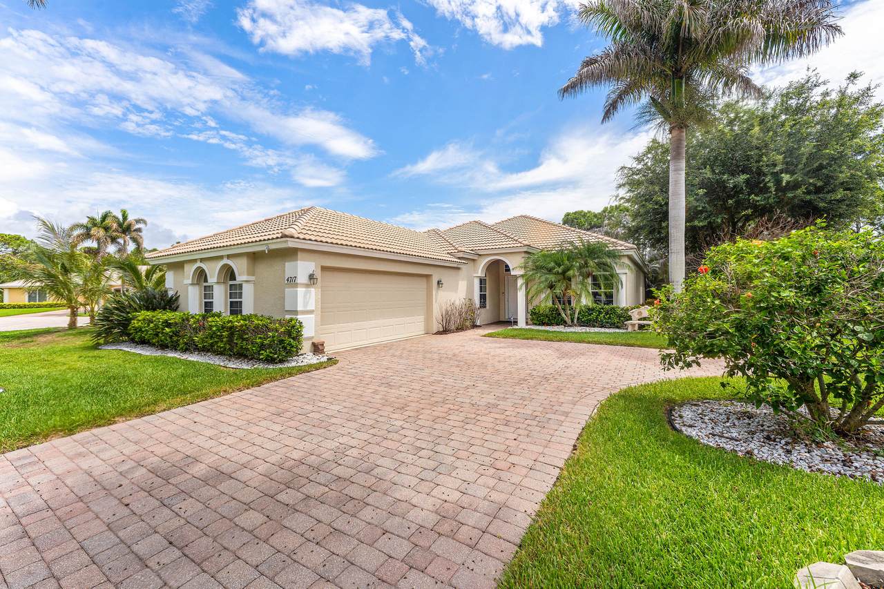 4717 Winter Oak Court - Photo 1