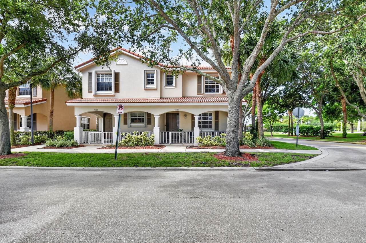 4816 Bexley Park Drive - Photo 1