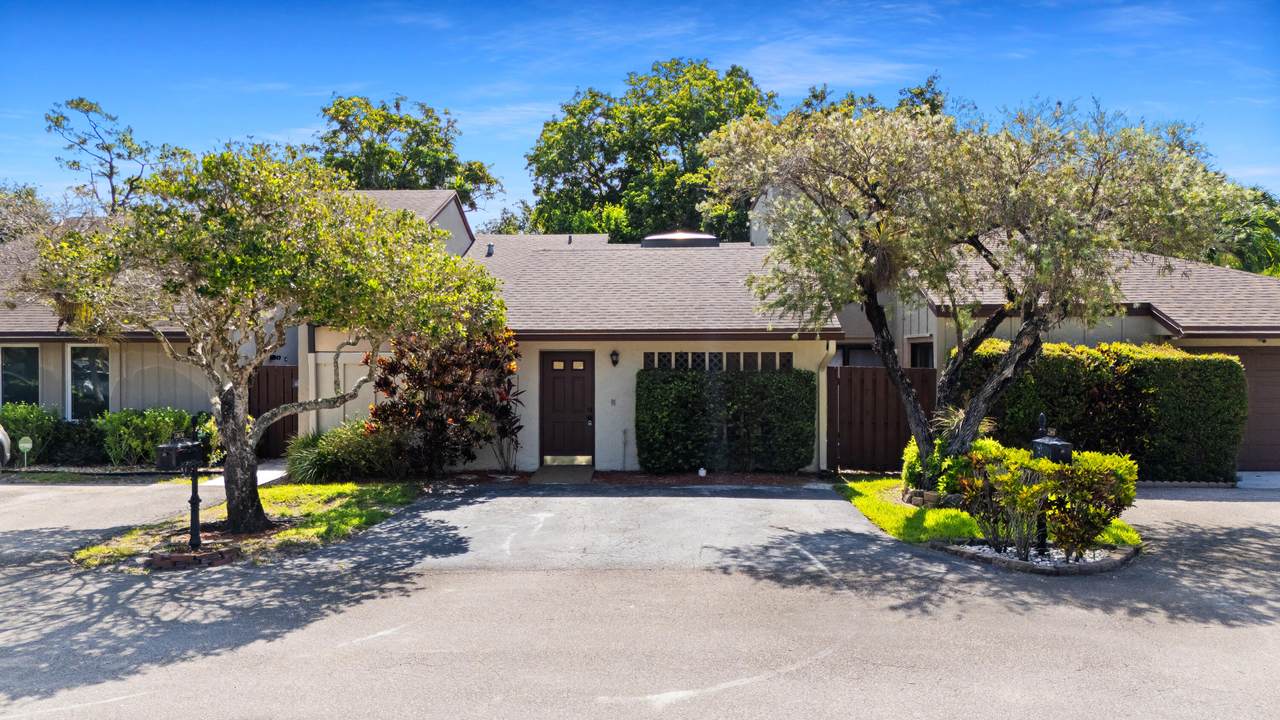 22656 Vistawood Way - Photo 1