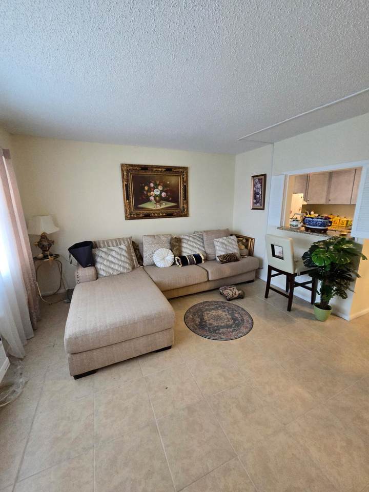 12 Prescott - Photo 1