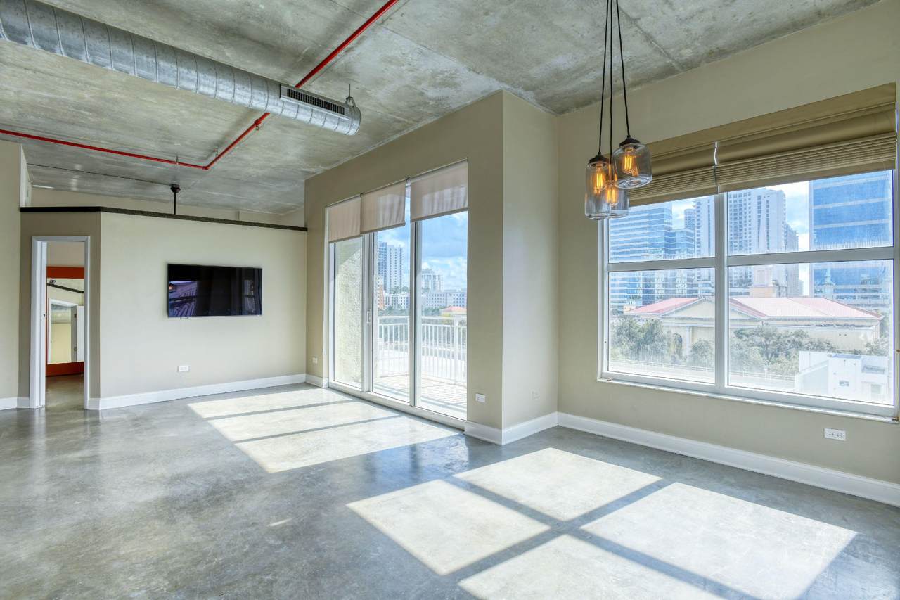 313 2nd Street - Photo 1