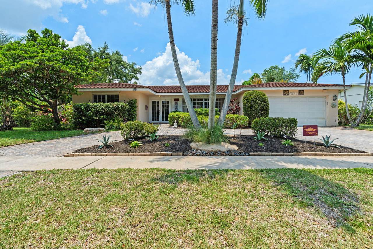 4921 Jackson Street - Photo 1