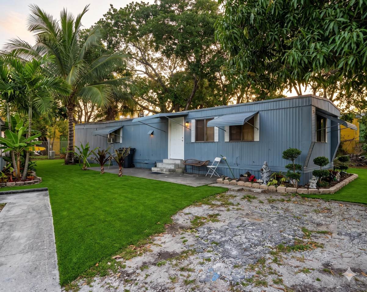 3 Ferne Lane - Photo 1