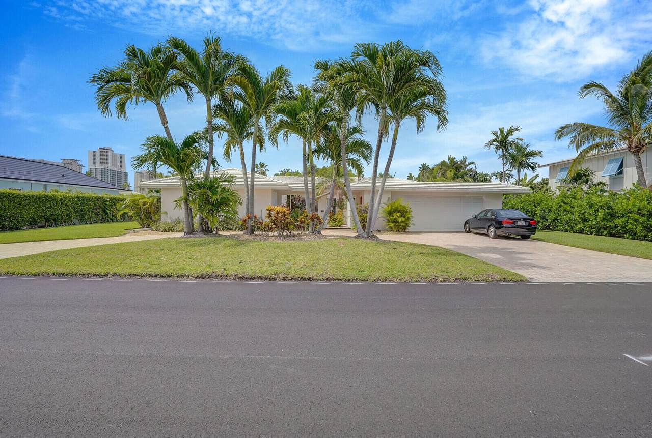 1211 Bimini Lane - Photo 1