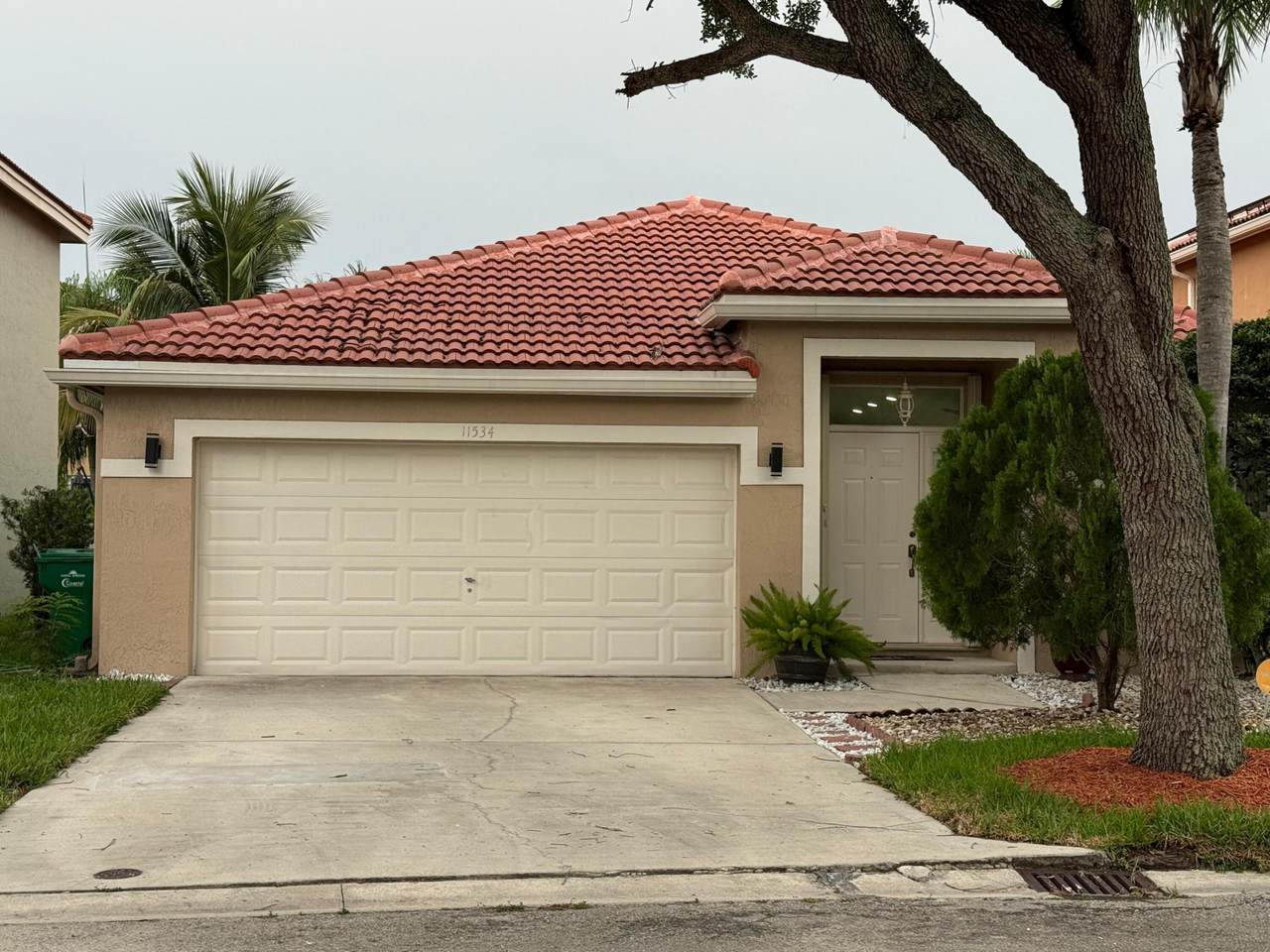 11534 4th Manor - Photo 1