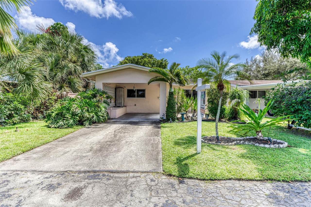 1676 40th Street - Photo 1