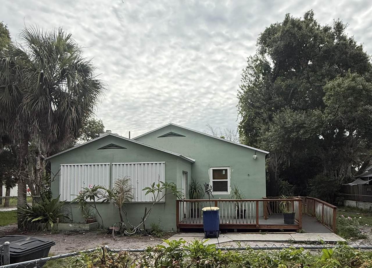 516 Beach Court - Photo 1