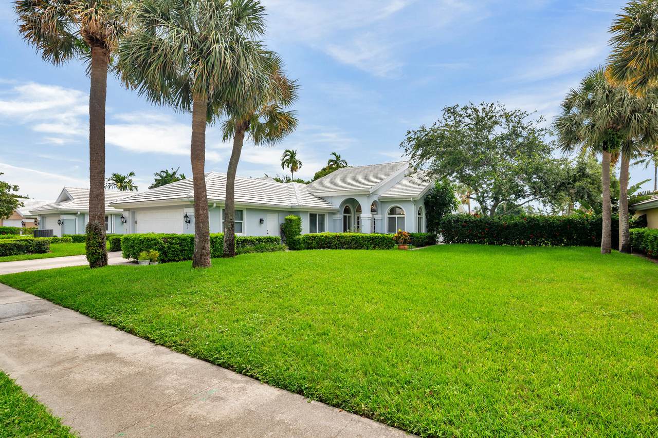 2402 Saratoga Bay Drive - Photo 1