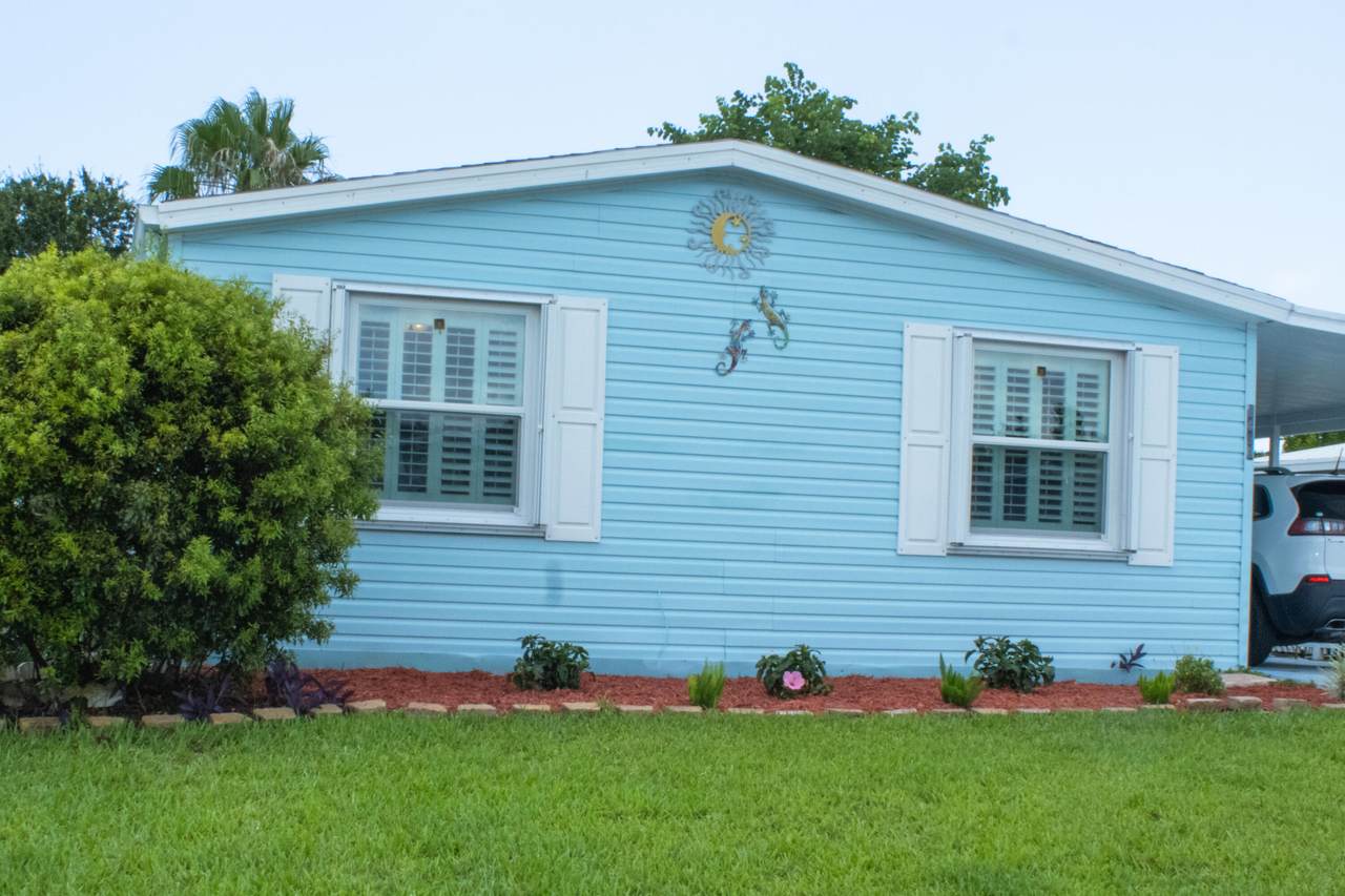 8490 Juneberry Court - Photo 1
