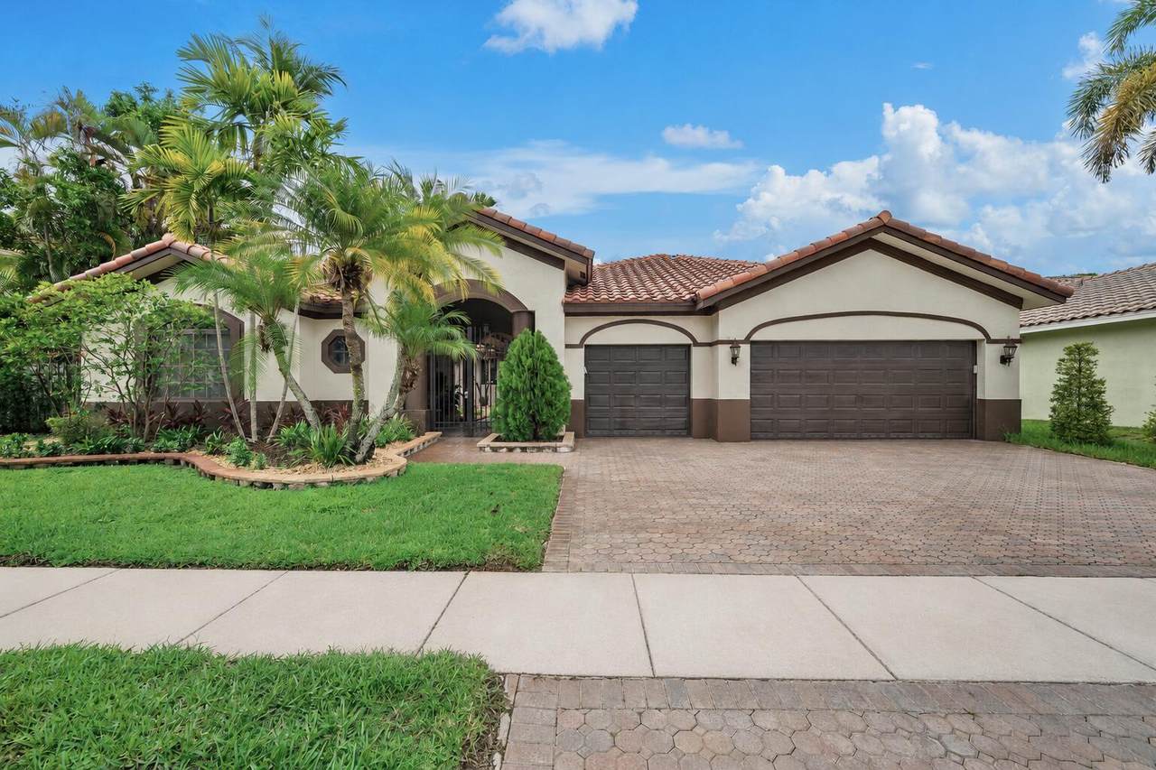 14520 37th Street - Photo 1
