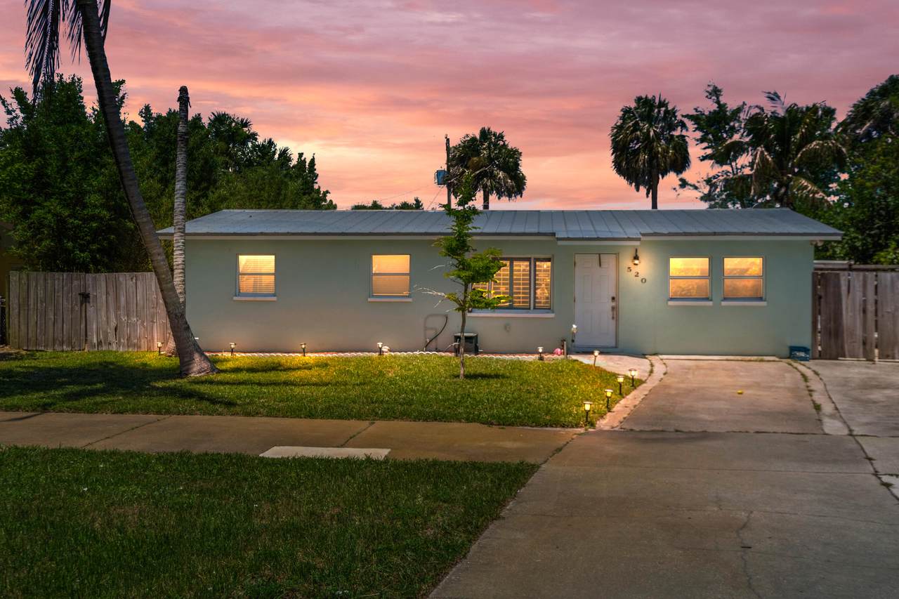 520 Dolphin Drive - Photo 1