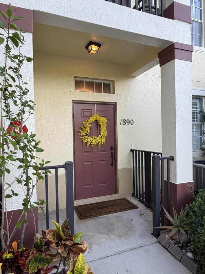 1890 Interlachen Drive - Photo 1