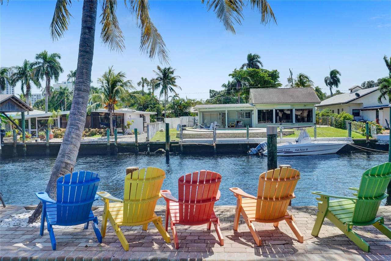 https://bt-photos.global.ssl.fastly.net/beaches/1280_boomver_1_B26047429-2.jpg
