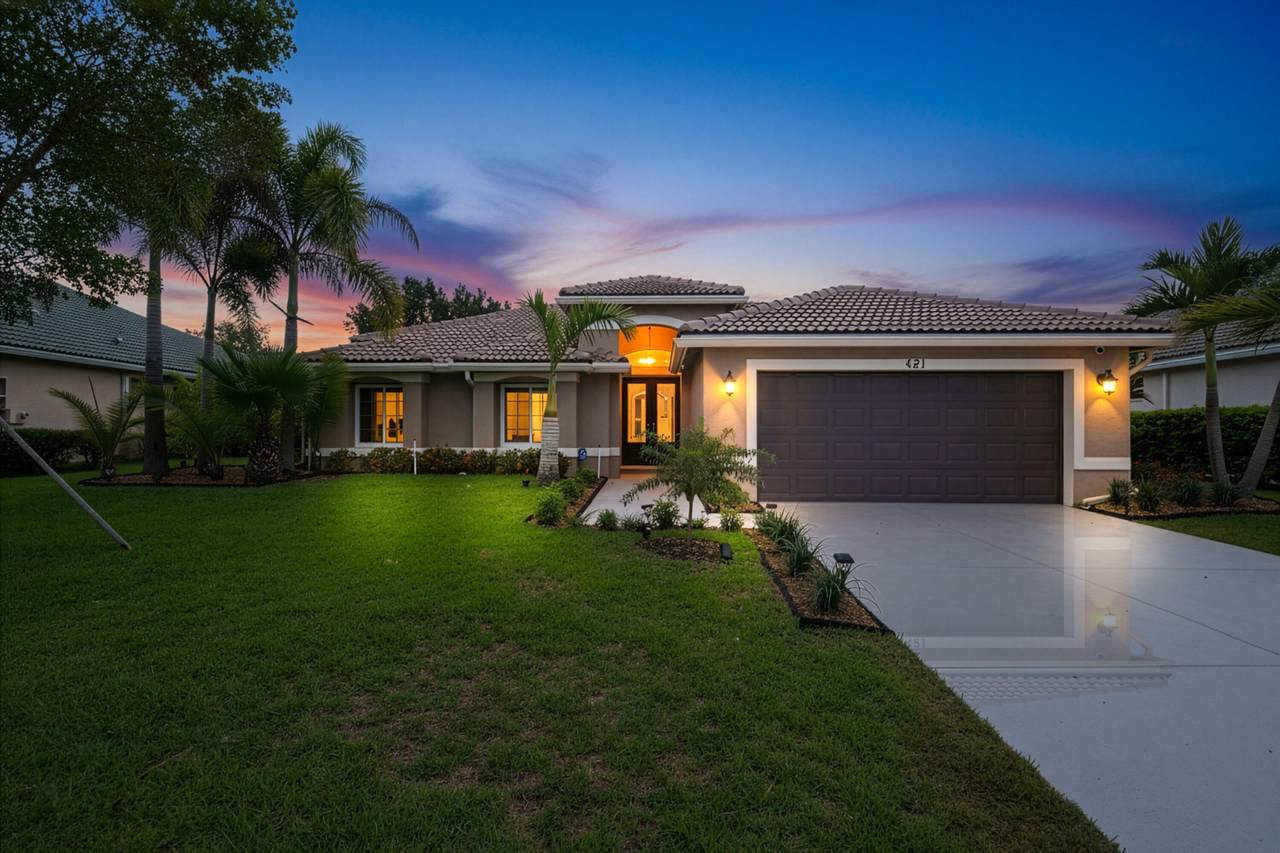 421 Crabapple Cove - Photo 1