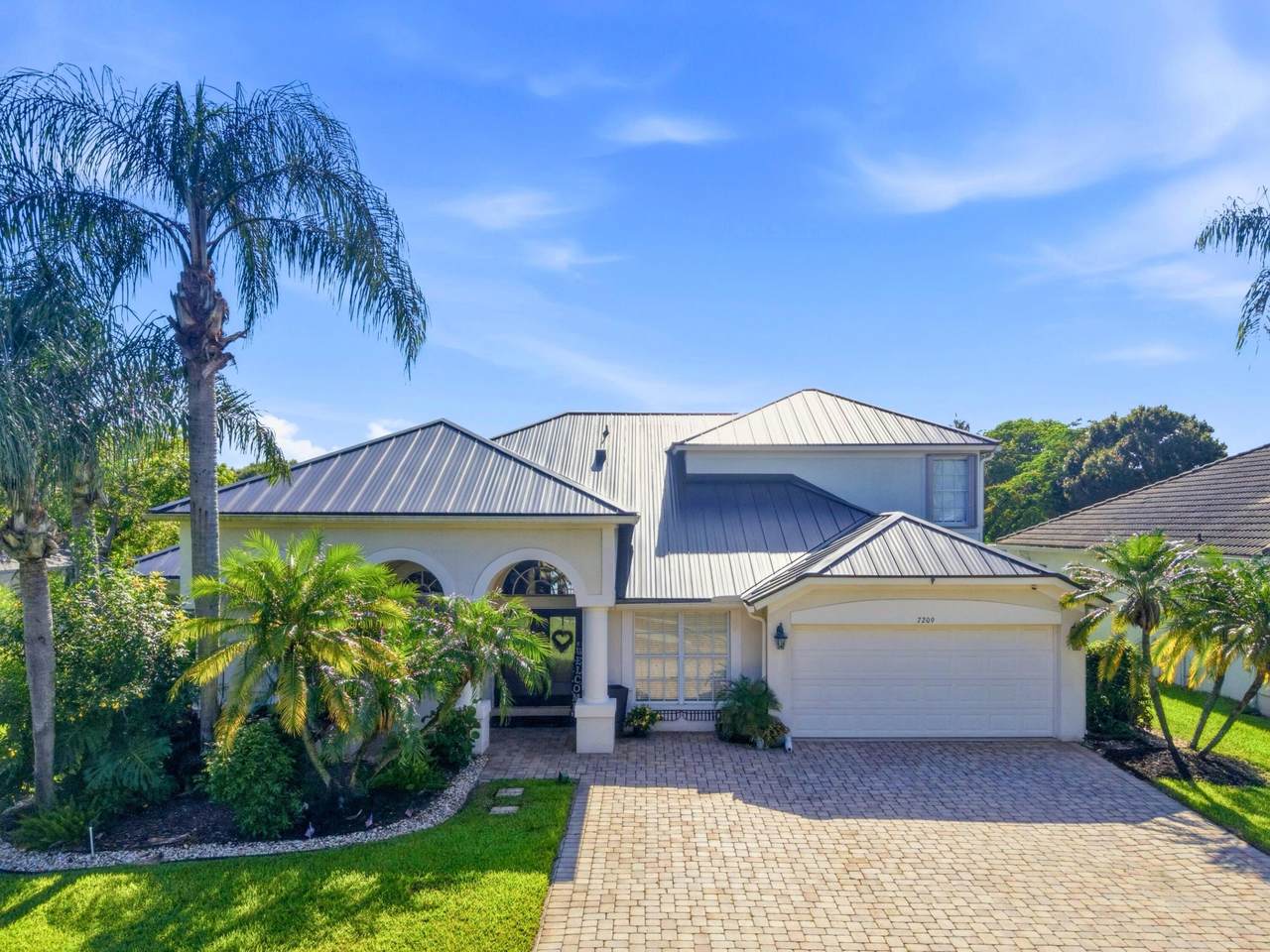 7209 Serrano Terrace - Photo 1
