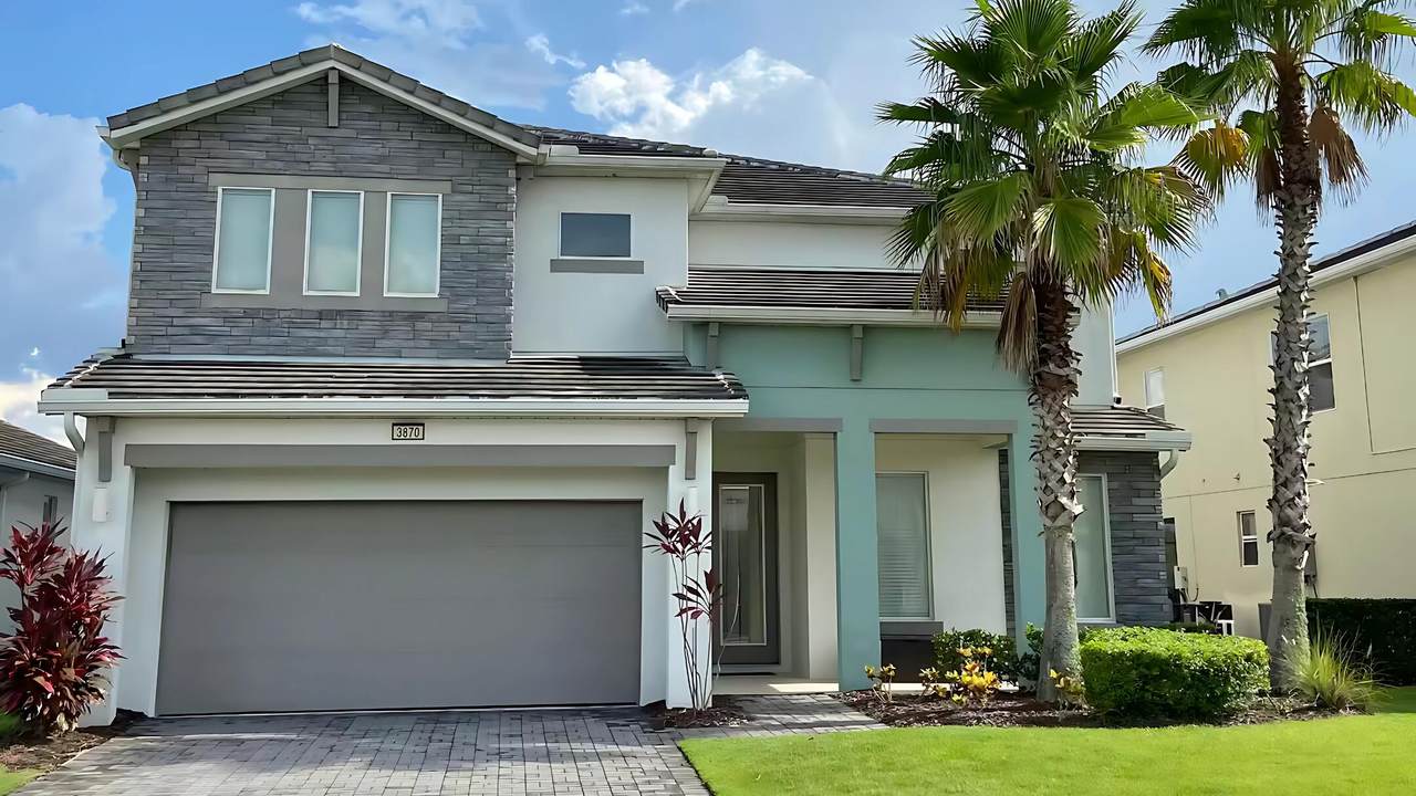 3870 Oakville Avenue - Photo 1