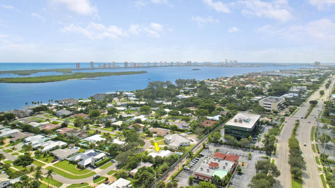 https://bt-photos.global.ssl.fastly.net/beaches/1280_boomver_1_B26047677-2.jpg