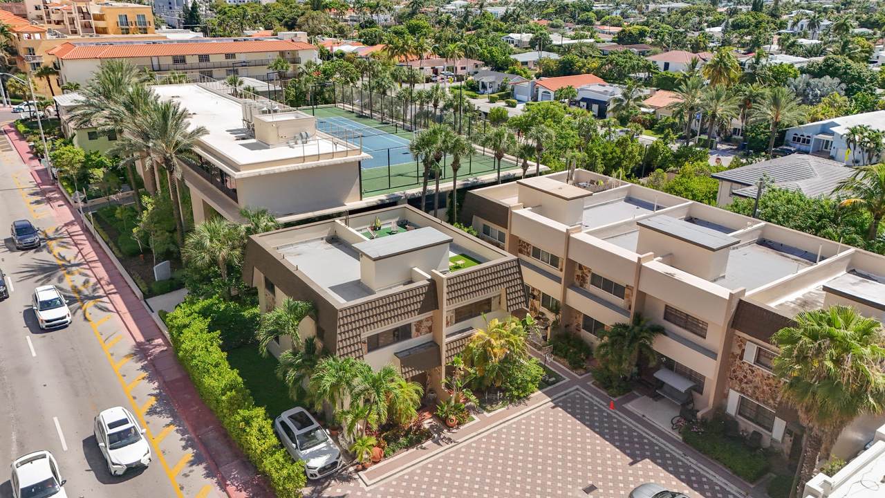 8956 Collins Avenue - Photo 1