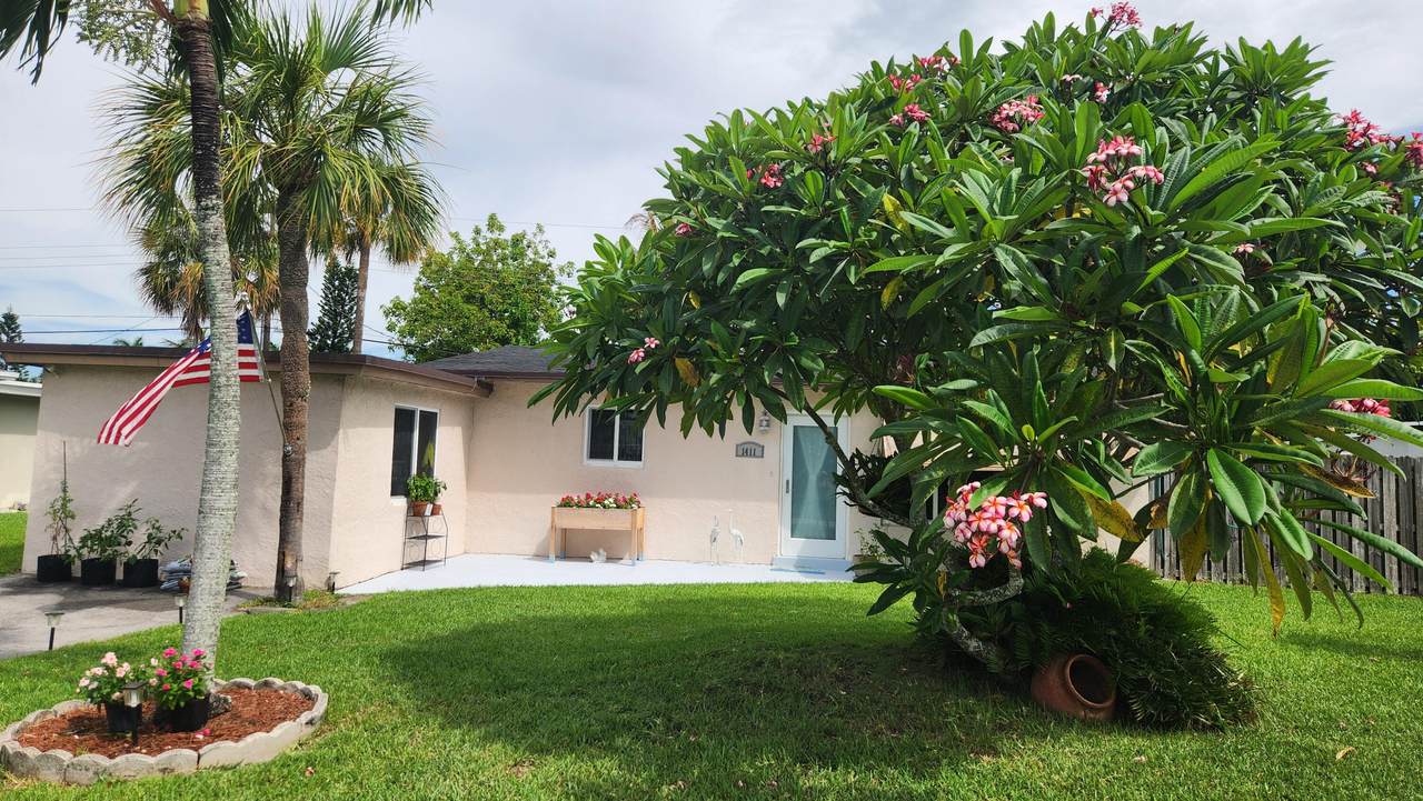 1411 River Drive - Photo 1