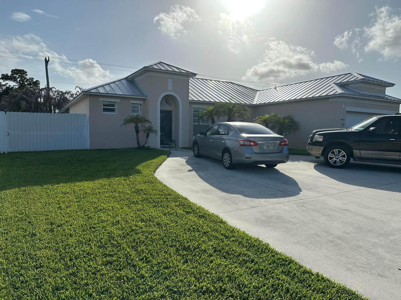 442 Airoso Boulevard - Photo 1