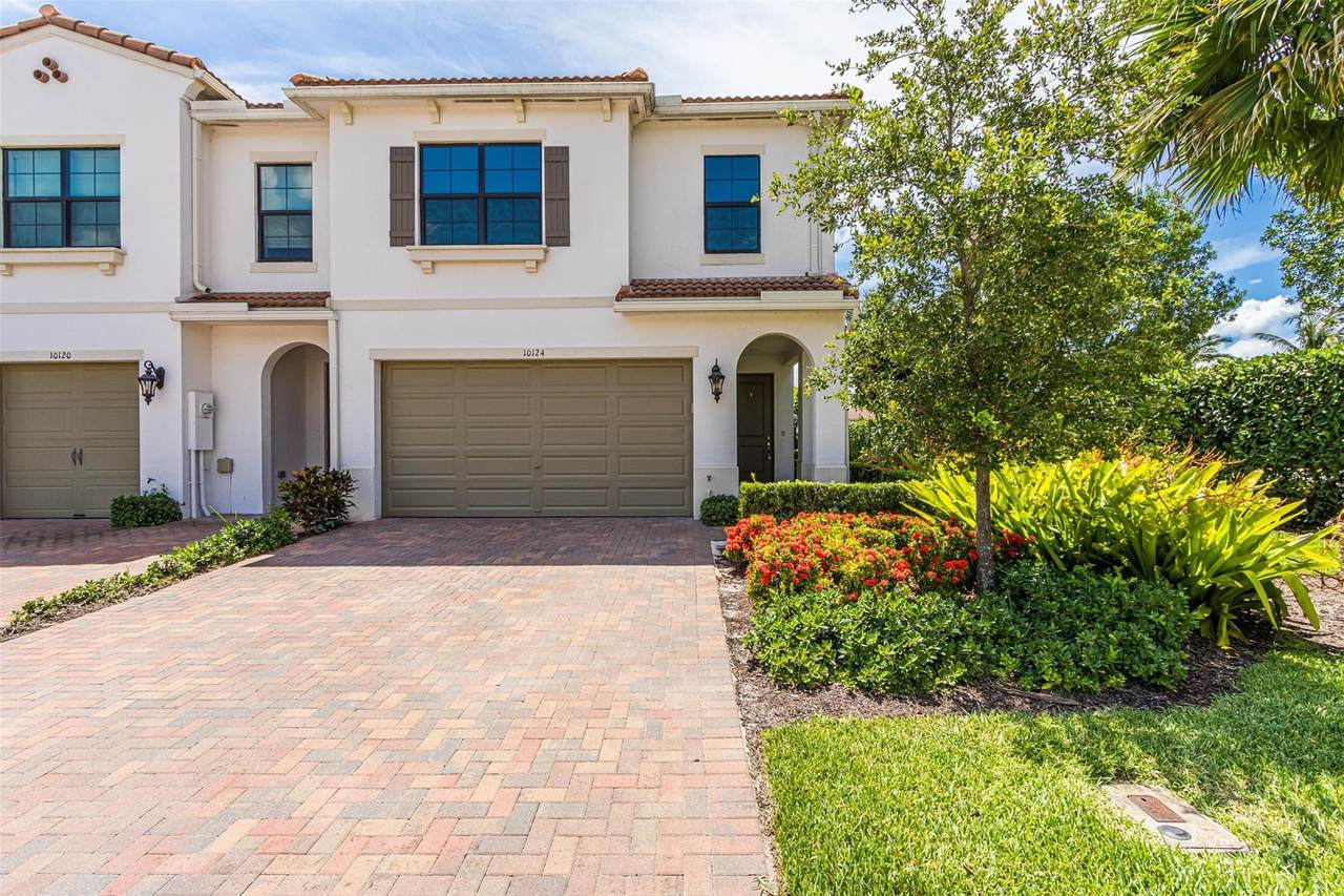 10124 Brickhill Drive - Photo 1