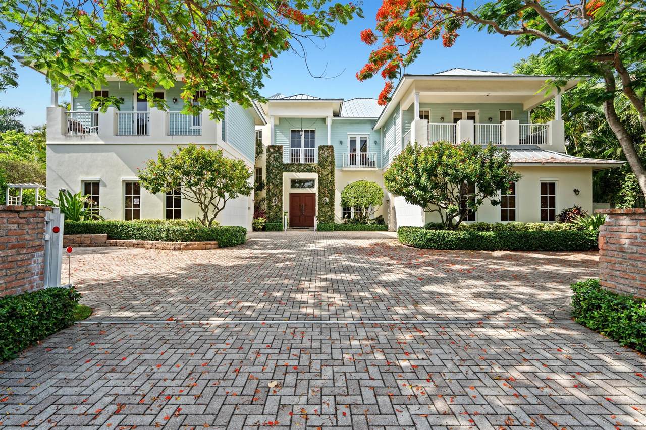1232 Seaspray Avenue - Photo 1
