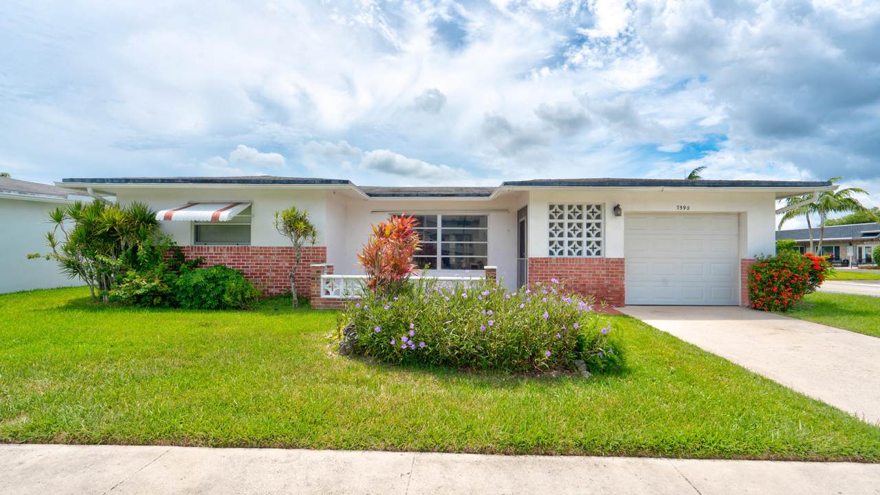7590 Margate Boulevard - Photo 1