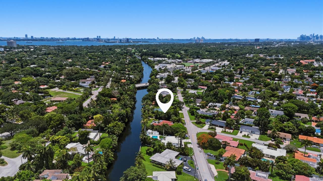 11401 Biscayne Canal Road - Photo 1