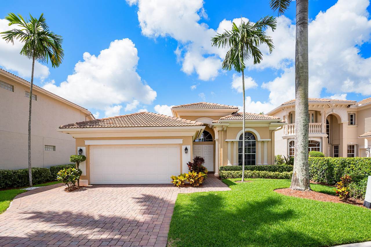 8102 Valhalla Drive - Photo 1